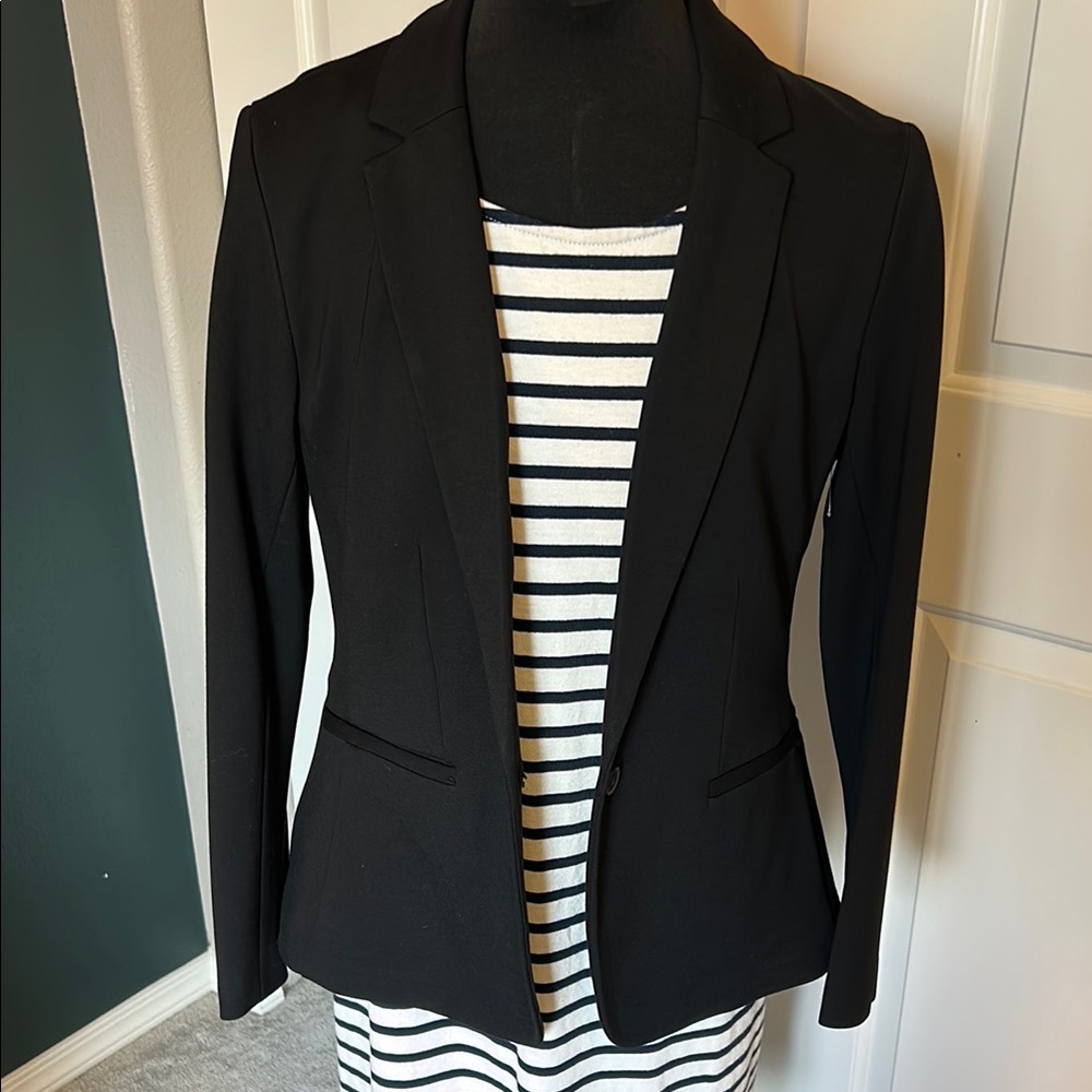 Old Navy Black Tailored Blazer Jacket